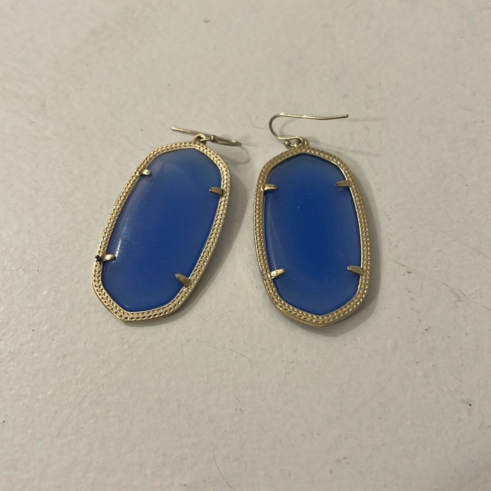 Kendra Scott Elle Gold Drop Earrings in Blue